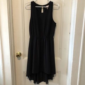 Sleeveless black high low dress